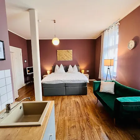Im Alten Fehrbelliner Bahnhof In Guest house