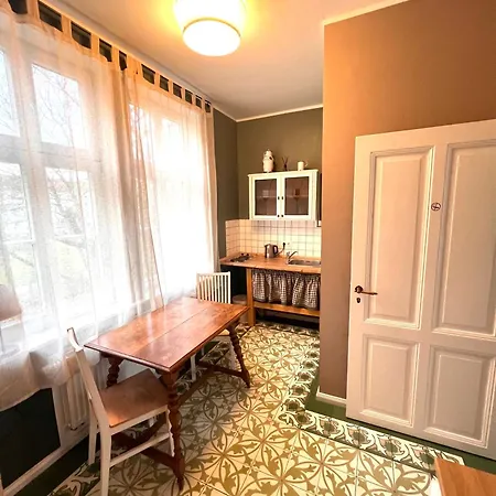 Πανσιόν Im Historischem Bahnhof In Kein Fruehstueck 3*