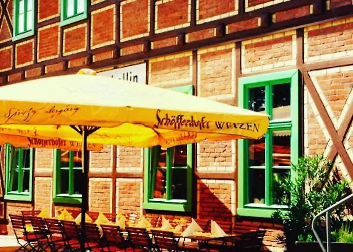 Im Historischem Bahnhof In Kein Fruehstueck 3*