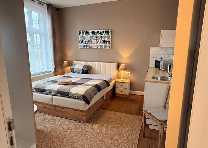 Im Historischem Bahnhof In Kein Fruehstueck Casa de hóspedes Fehrbellin